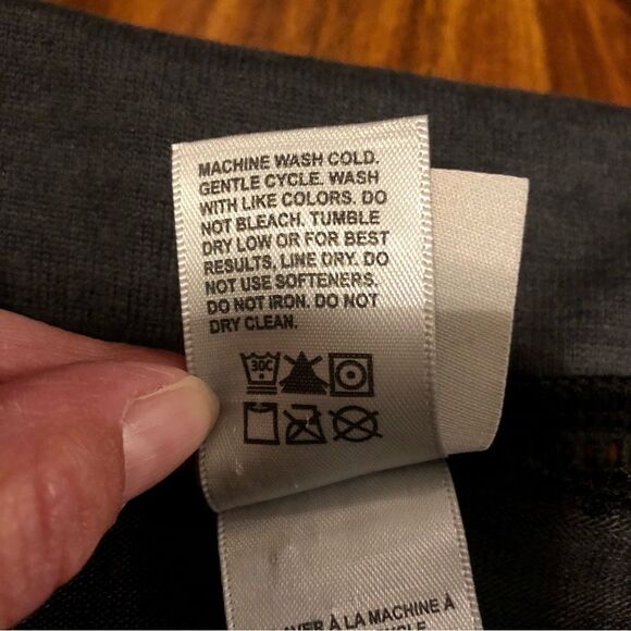 NWT Avalanche Cowl Gray Sweater Size Medium - Picture 14 of 15